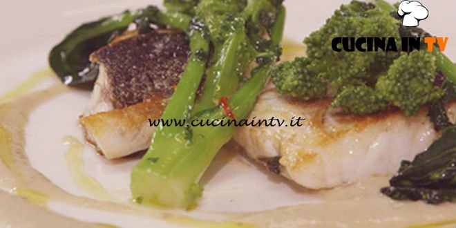 Cucine da incubo - Branzino con vongole e cime di rapa ricetta Antonino Cannavacciuolo
