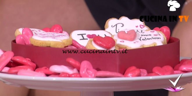 Detto Fatto - Biscotti messaggi d’amore ricetta Giulia Vaiana