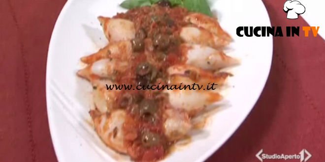 Cotto e Mangiato | Calamari ripieni con pomodoro e fiori di cappero ricetta Tessa Gelisio