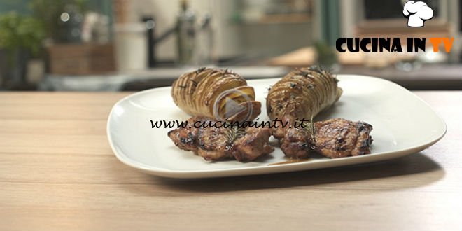 Pronto e postato | Sovracosce di pollo alla birra con patate ricetta Benedetta Parodi