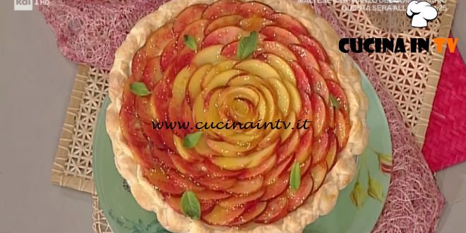 Prova del Cuoco | Sfogliata di pesca con crema alle mandorle ricetta Cattelani
