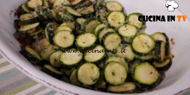 Cotto e Mangiato | Zucchine saporite ricetta Tessa Gelisio
