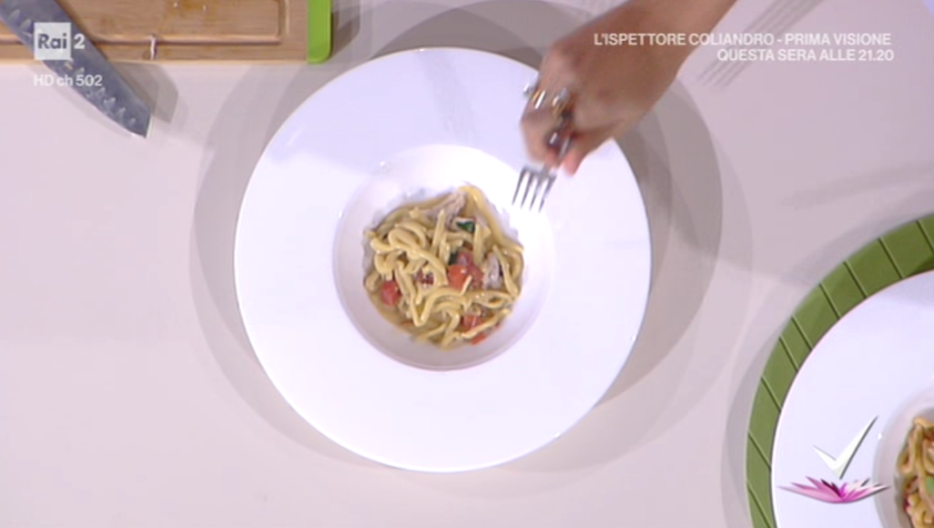 Detto Fatto - Strozzapreti con cannocchie e zenzero ricetta Stefano Ciotti