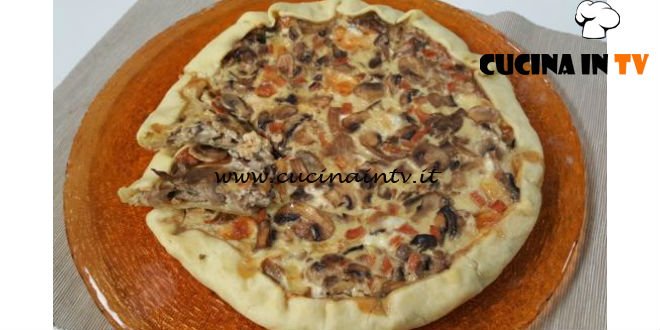 Cotto e mangiato - Torta funghi e formaggi ricetta Tessa Gelisio