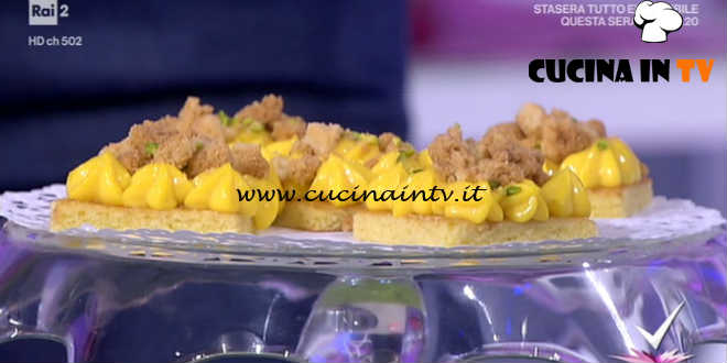 Detto Fatto - Madeleine all’arancia con crema e crumble ricetta Gian Luca Forino