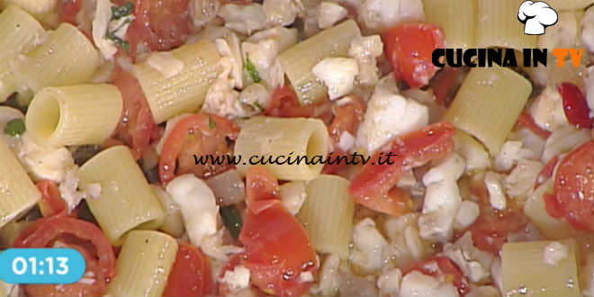 La Prova del Cuoco - Mezze maniche all’arrabbiata con gricia di spigola ricetta Renato Salvatori