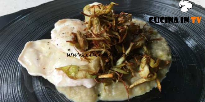 Cotto e Mangiato | Petto di pollo con vellutata di carciofi croccanti ricetta Tessa Gelisio