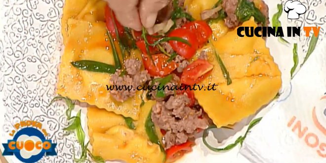 La Prova del Cuoco | Ravioli di mora romagnola al sugo di salsiccia matta stridoli e scalogni ricetta Verdiana Gordini