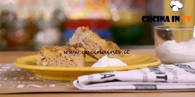 La mia cucina delle emozioni | Torta di mele bassa con mandorle e nocciole ricetta Marco Bianchi
