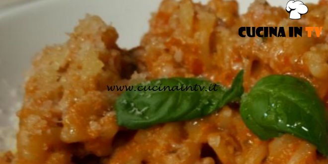 Cotto e mangiato - Fusilli al pesto di capperi ricetta Tessa Gelisio