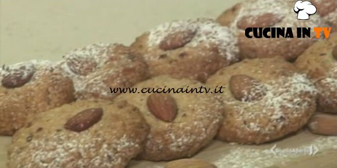 Cotto e mangiato - Biscottini di mandorle senza burro ricetta Tessa Gelisio