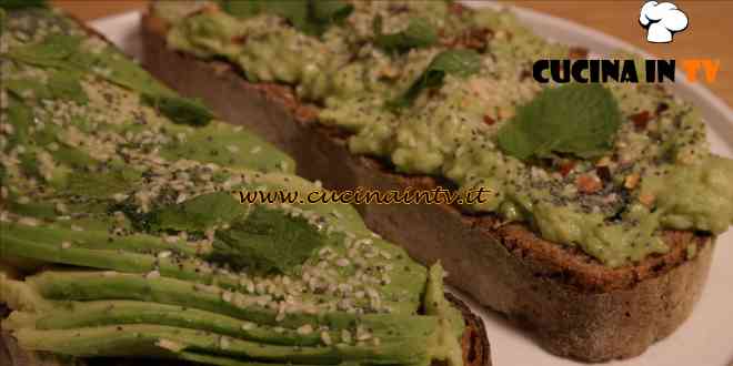 Nel forno di casa tua - ricetta Avocado Toast di Fulvio Marino