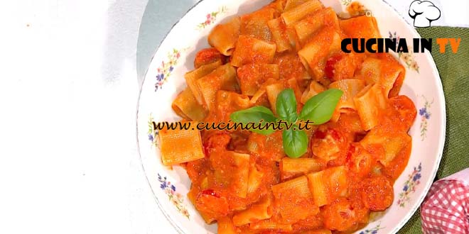 È sempre mezzogiorno | Mezzi paccheri ai tre pomodori ricetta Daniele Persegani