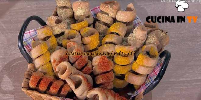 È sempre mezzogiorno | Stelle filanti di pane ricetta Fulvio Marino