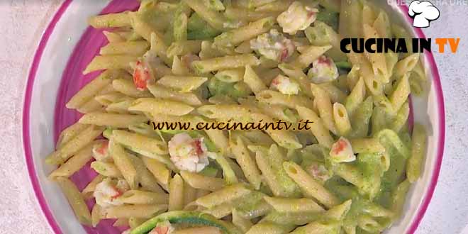 È sempre mezzogiorno | Pasta zucchine gamberi e limone ricetta Giusina Battaglia