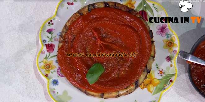 È sempre mezzogiorno | Tortino di melanzane ricetta Giusina Battaglia