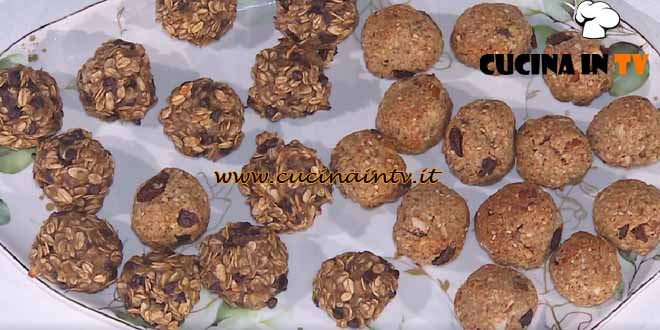 È sempre mezzogiorno | Biscotti senza zucchero ricetta Daniele Persegani