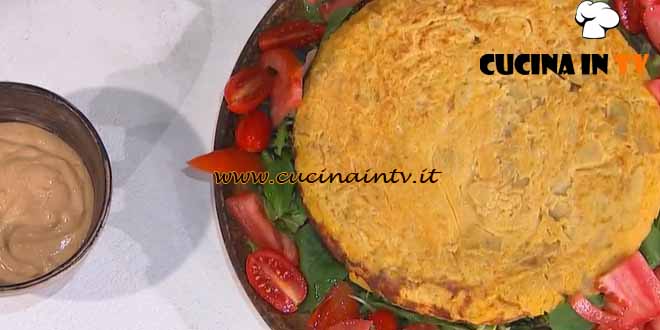 È sempre mezzogiorno | Tortilla di patate e cipolle ricetta Barbara Agosti