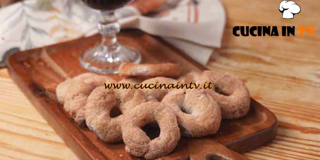 La Casa di Nonna Lalla | Ciambellette al vino ricetta Nonna Lalla