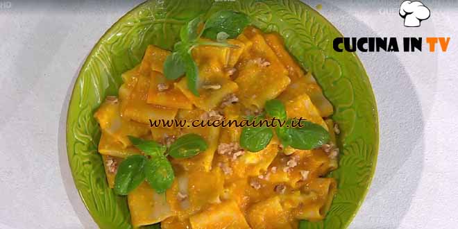 È sempre mezzogiorno | Paccheri zucca e gorgonzola ricetta Antonio Paolino