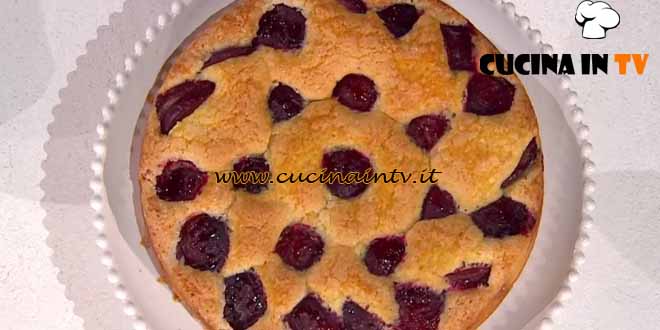 È sempre mezzogiorno |Torta alle prugne fenomenale ricetta Natalia Cattelani