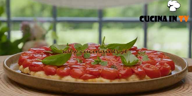 Cucina economica | Tarte tatin di pomodori ricetta Csaba Dalla Zorza