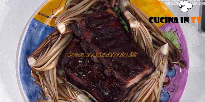 È sempre mezzogiorno | Costina di maiale glassata ricetta Alessandro Billi