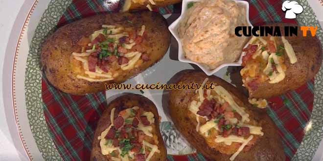 È sempre mezzogiorno | Patate farcite a festa ricetta Andrea Mainardi
