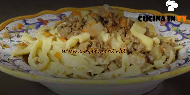 La cucina delle monache | Tagliatelle al ragù veneto