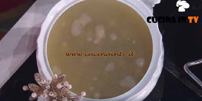 È sempre mezzogiorno | I classici tortellini in brodo ricetta Alessandra Spisni